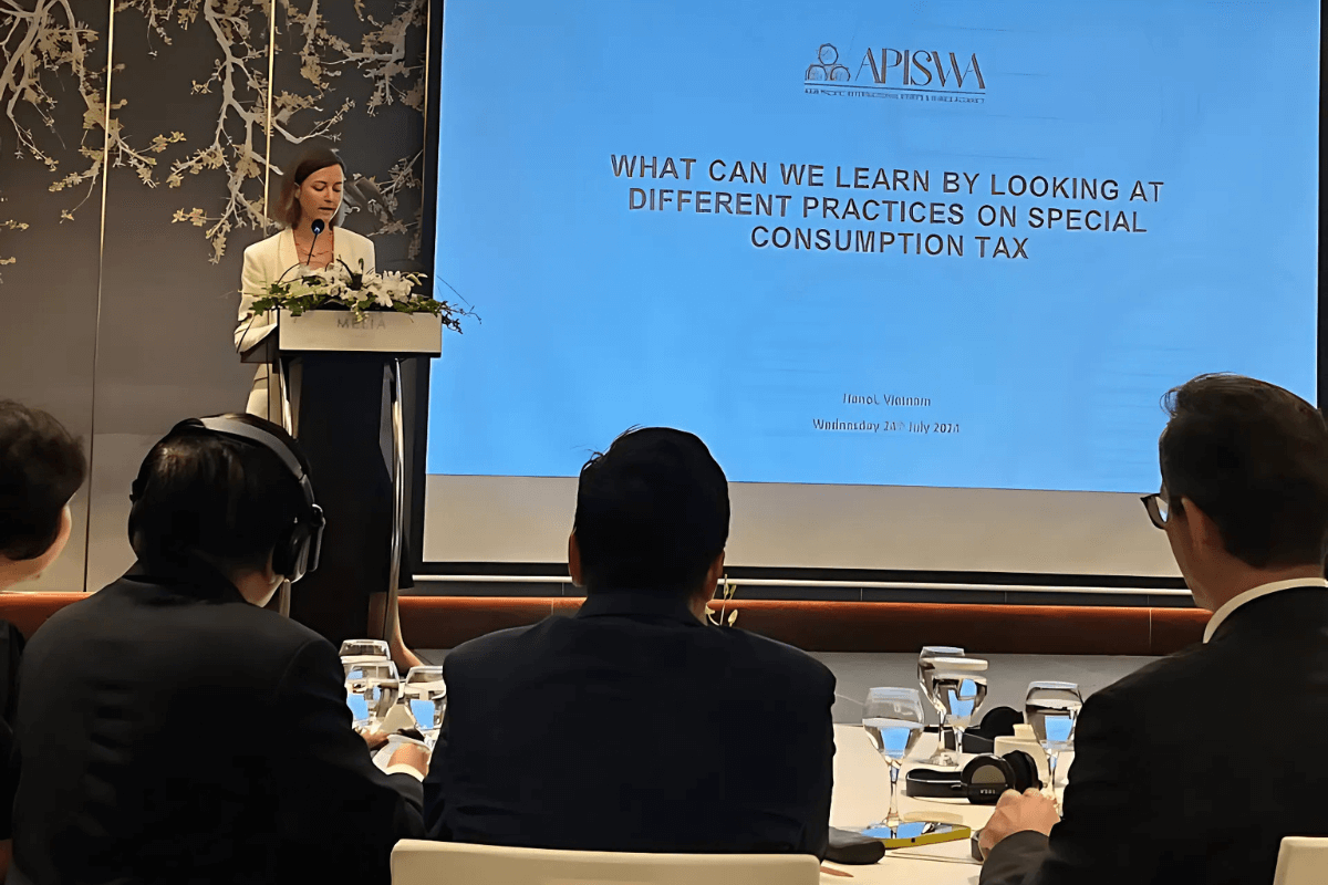 APISWA - Hosted A Tax Policy Round Table in Hanoi APISWA - Hosted a Tax Policy Round Table in Hanoi